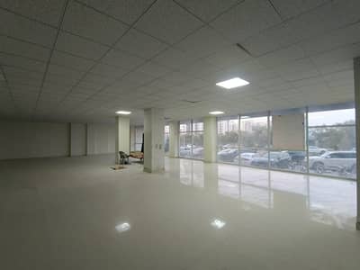 3440 Sqft Commercial Space Available On Rent Located In Gulberg Trade Center