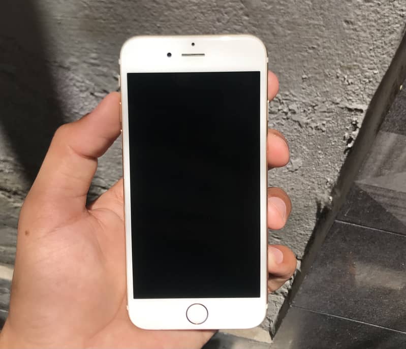 Apple iPhone 6 0