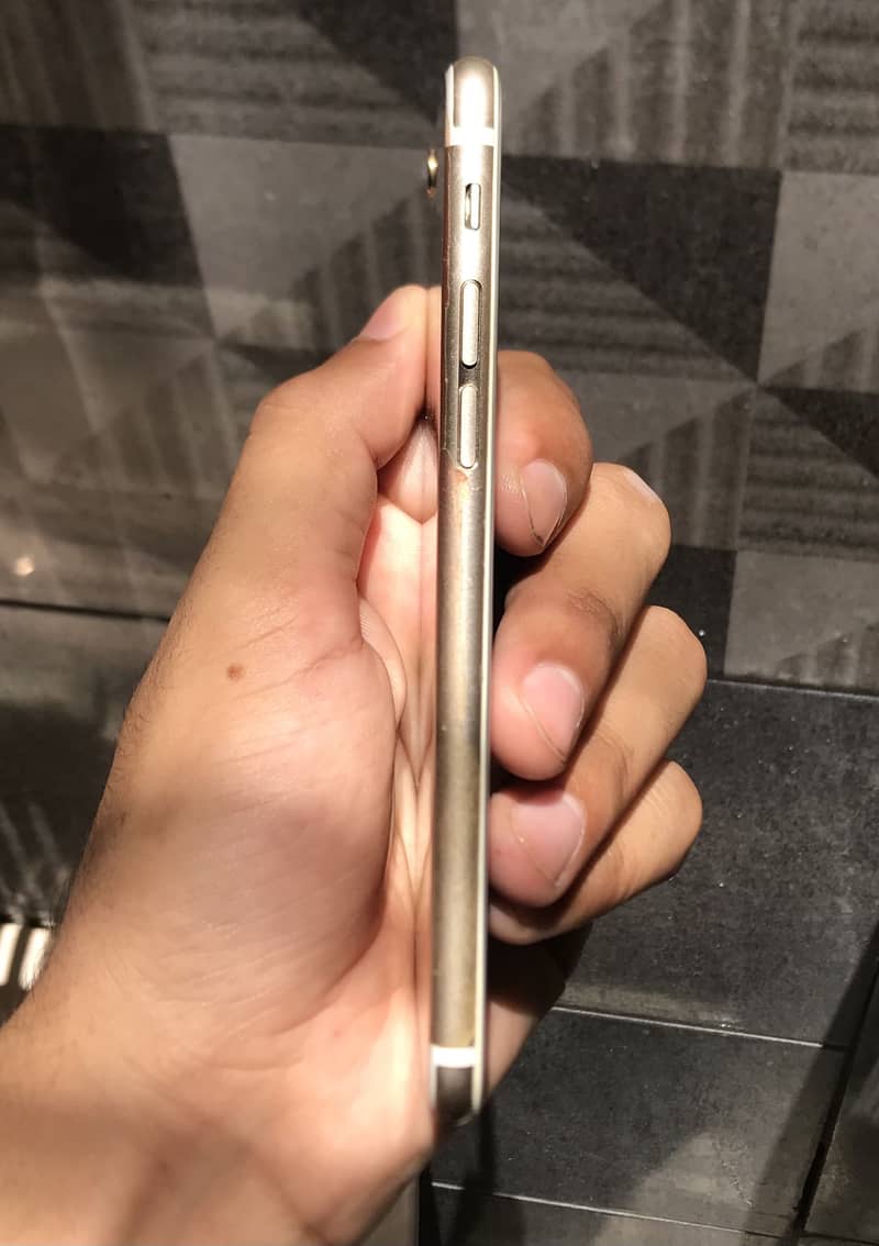 Apple iPhone 6 2