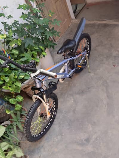 imported Cycle For Kids 20 inches with front and center both susp