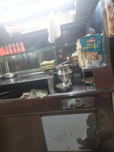burger and shawarma counter
