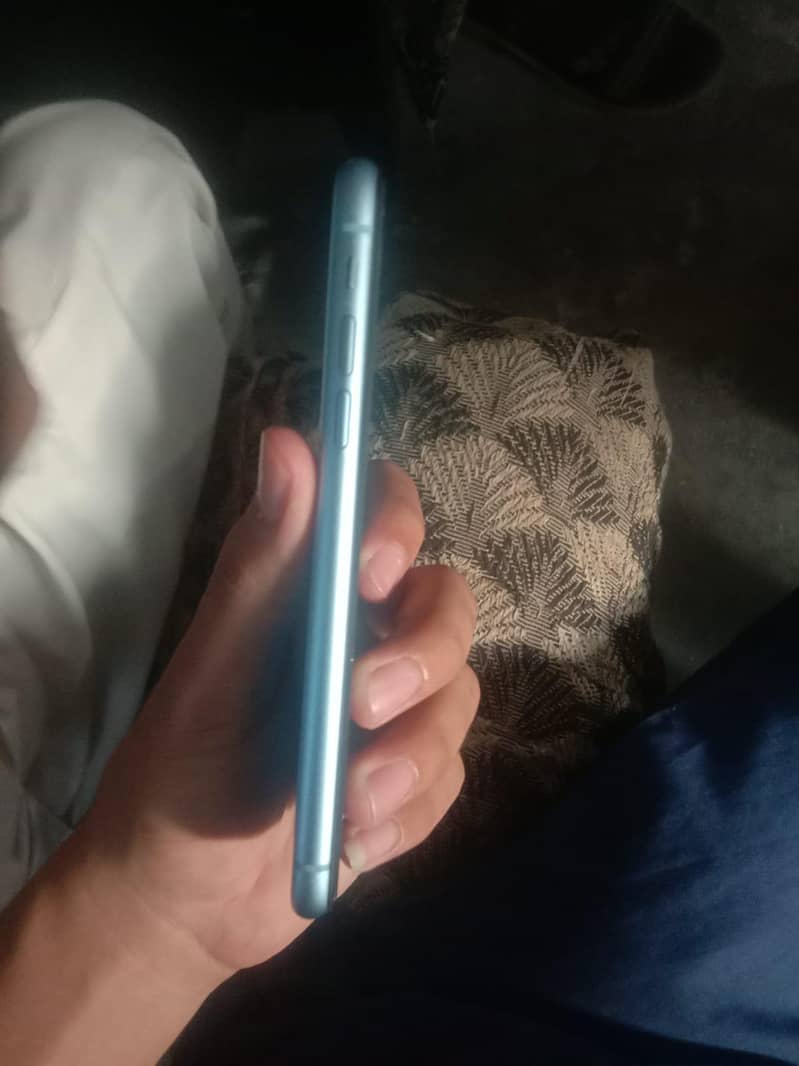 Apple iPhone X 2