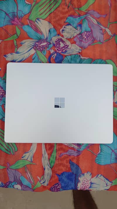 Microsoft Surface Laptop GO 2