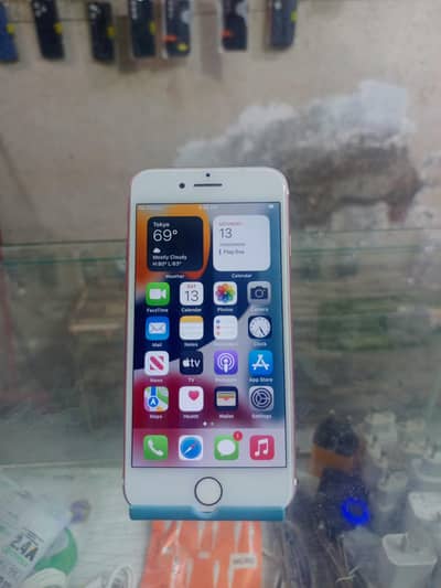 Apple iPhone 7