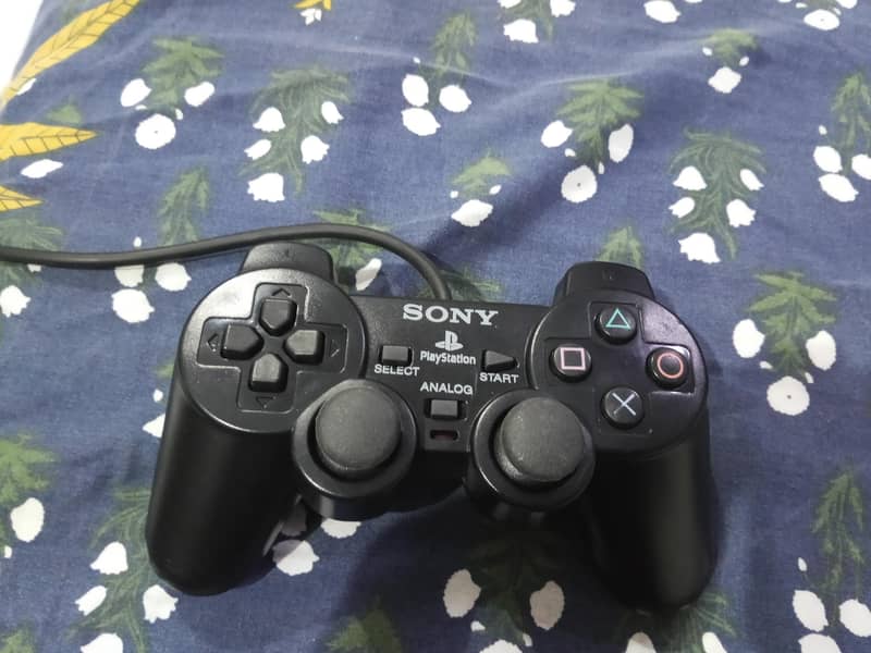 PS2 Controller very good quality. 0