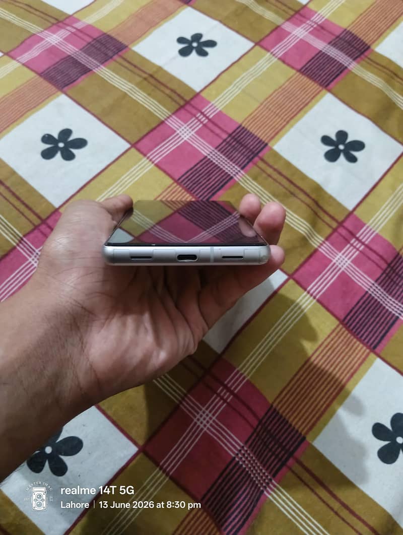 Google Pixel 7a 3