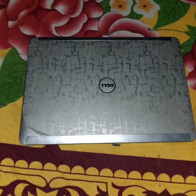 Dell Laptop core i5 4th gen