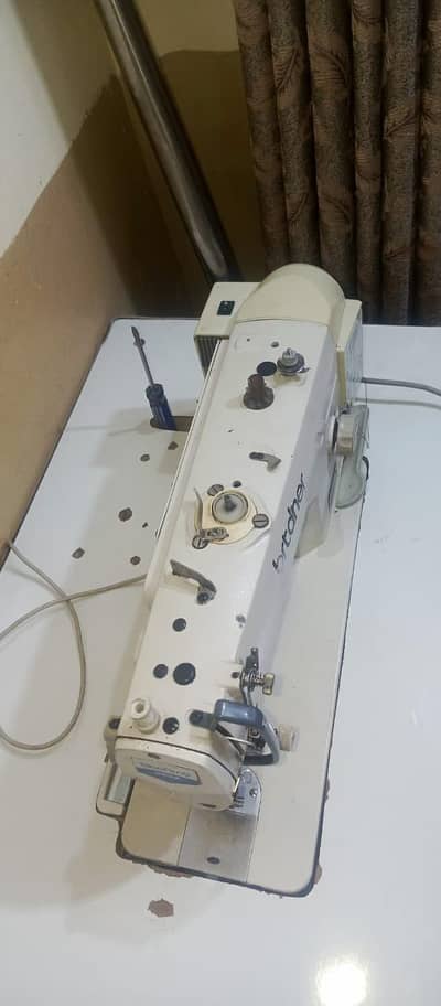 brother side original industrial machine with stand & motor