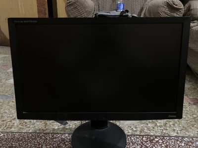 LCD 23.6 inch for sale in Good Condition Near me