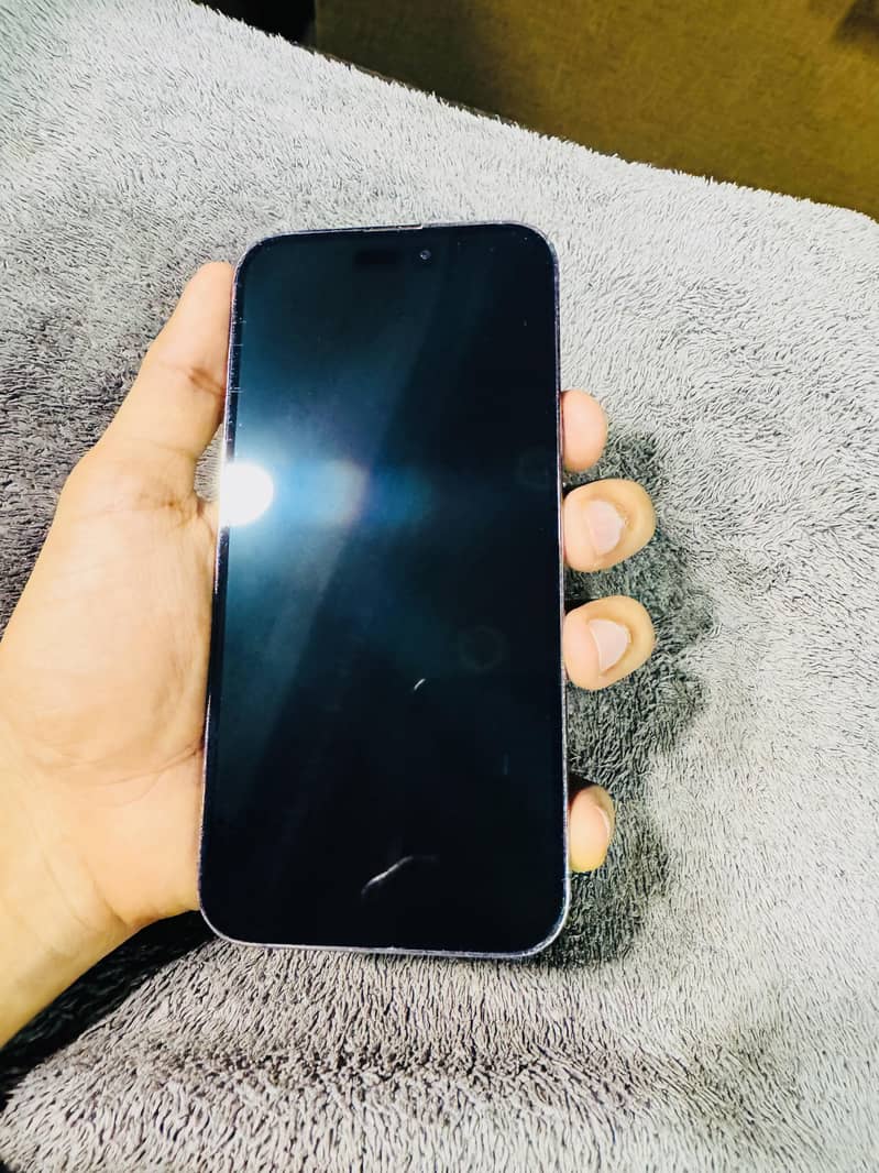 Apple iPhone 14 Pro Max 9