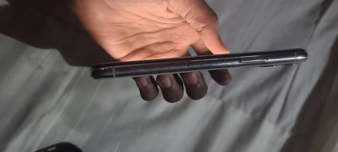 Apple iPhone 11 Pro