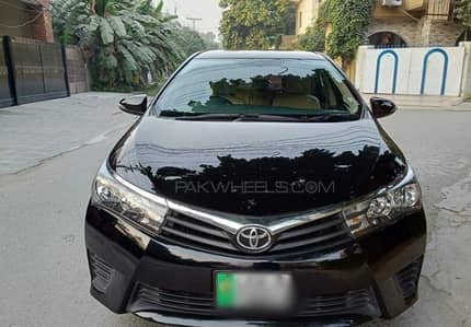 Toyota Corolla Altis Grande Model 2017