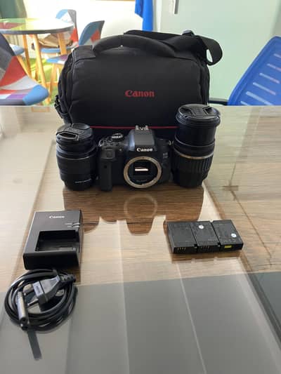 canon 750D good condition with 2 lenses 3 batteries auto focus wifi