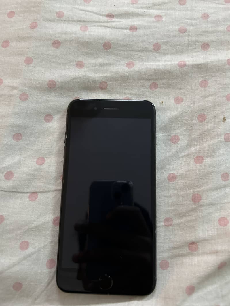 Apple iPhone 7 Plus 2