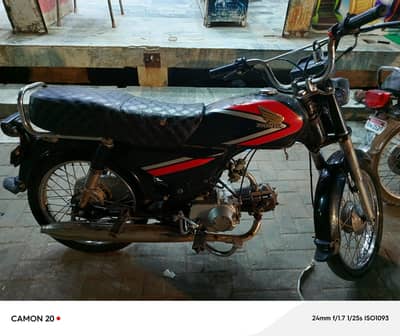 honda 70 CDI 1984 model bike overall good condition . .