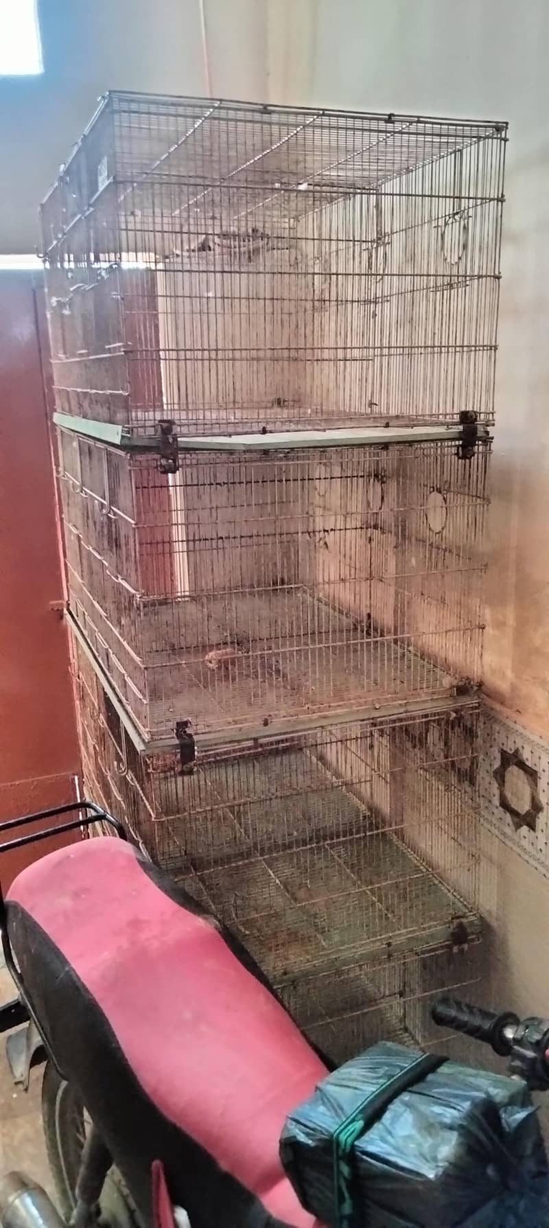 8 portion folding cage 1