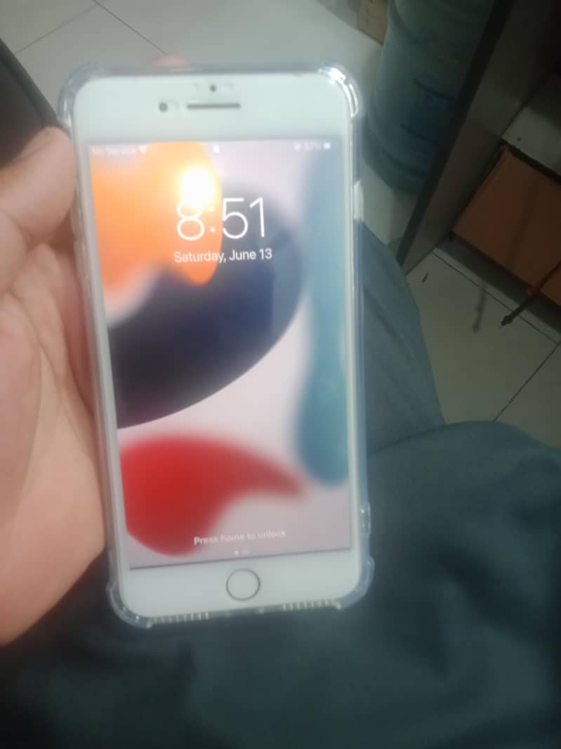 Apple iPhone 7 Plus 2