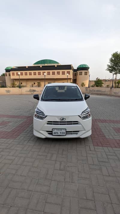 Daihatsu Mira 2020