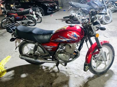 Suzuki GS 150 SE
