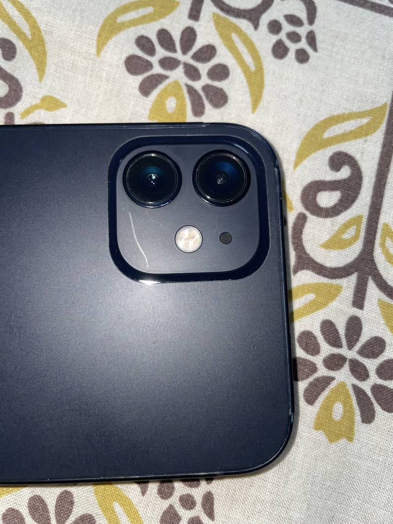 Apple iPhone 12 8