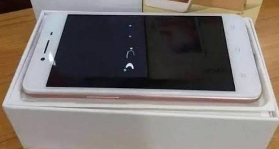 OPPO A37 0