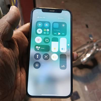 I phone 12