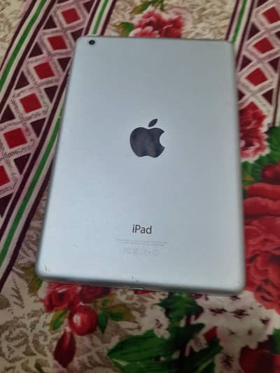 Apple i pad mini 2