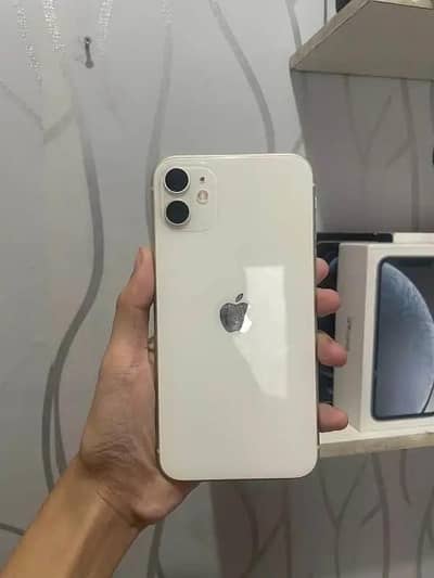 Apple iPhone 11 128 GB storage
