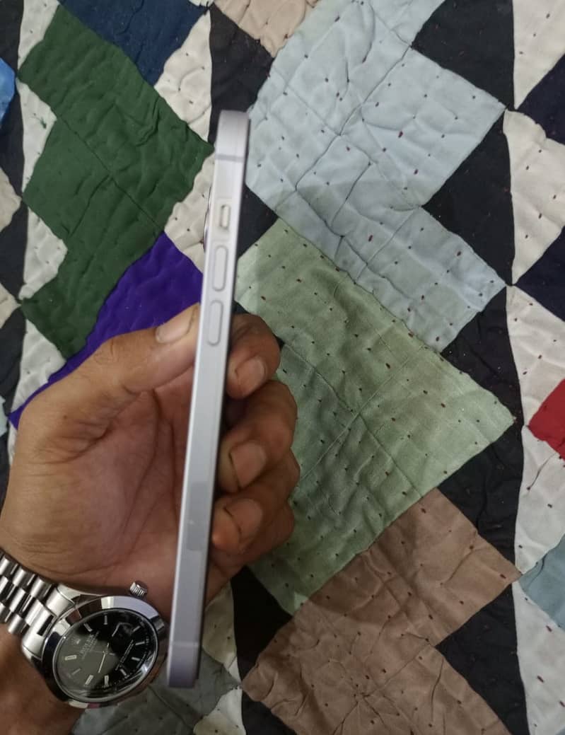 Apple iPhone 14 plus 2