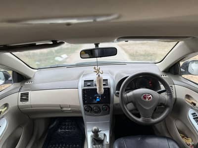 Toyota Corolla GLI 2011