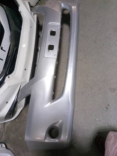 front bumper of premiu car 2008