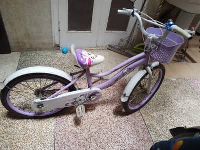 cute bicycle in good condtion