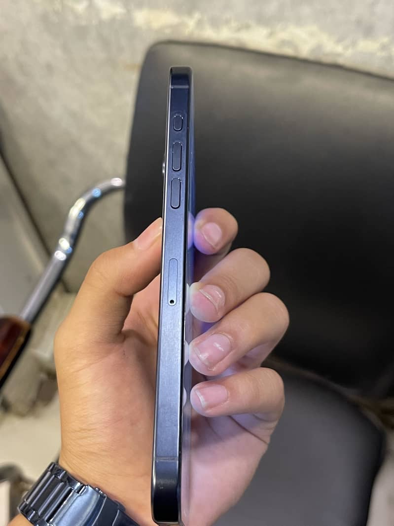 Iphone 15 pro max 1