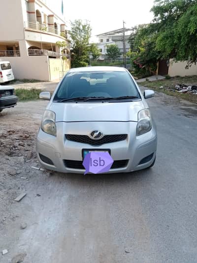 TOYOTA VITZ  TOTALLY GENIUNE CONDITION 2013 MODEL AVAILABLE FOR SELL