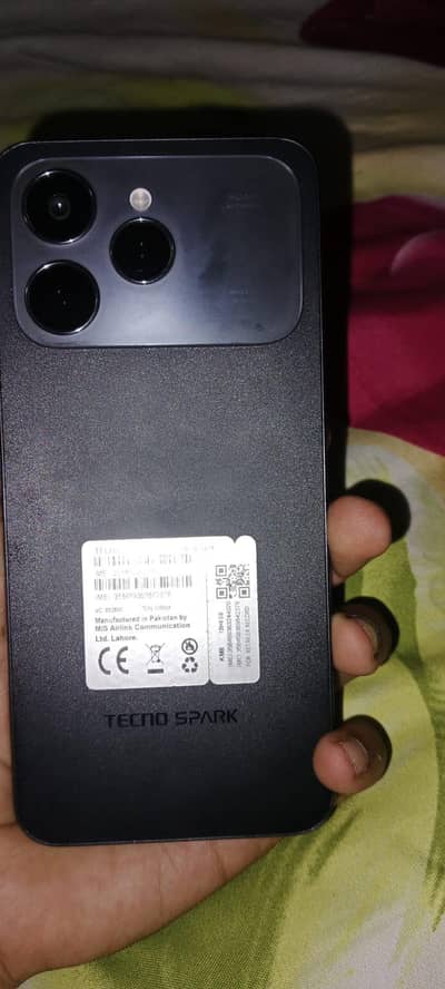 Tecno spark 40 (6+4/128)
