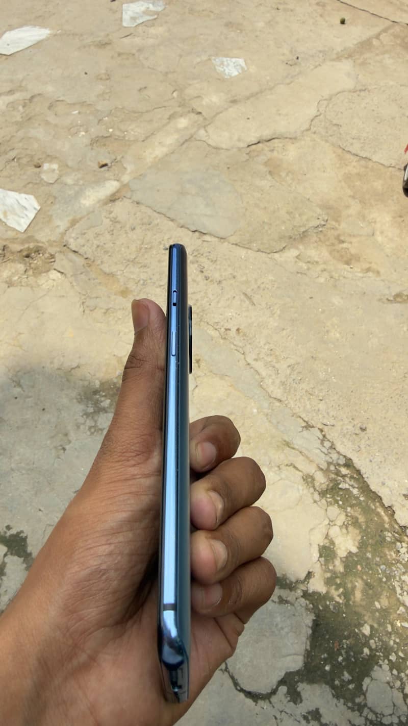 One Plus 7T 1