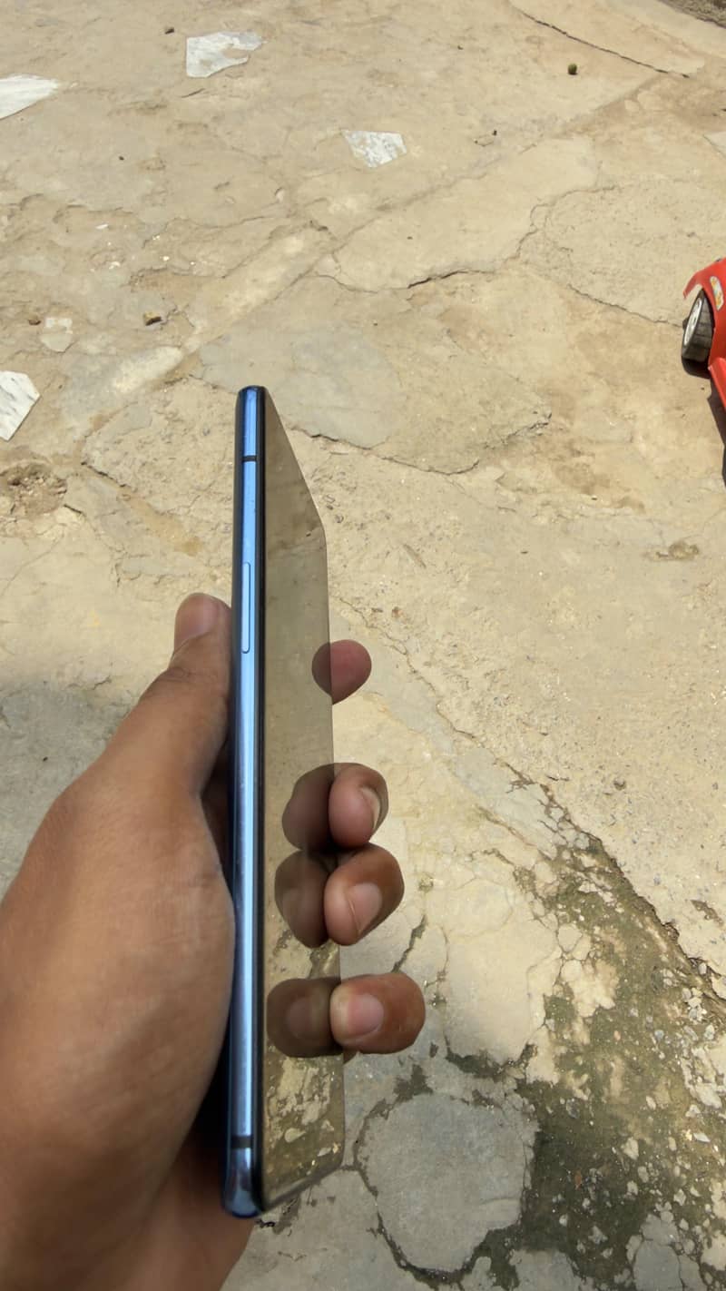 One Plus 7T 4