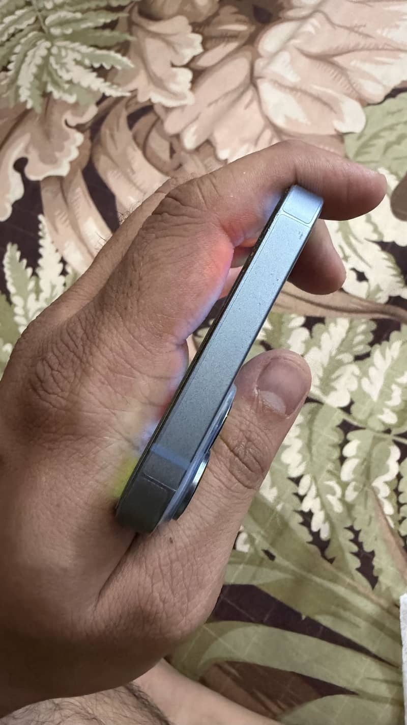 Apple iPhone 14 plus 1