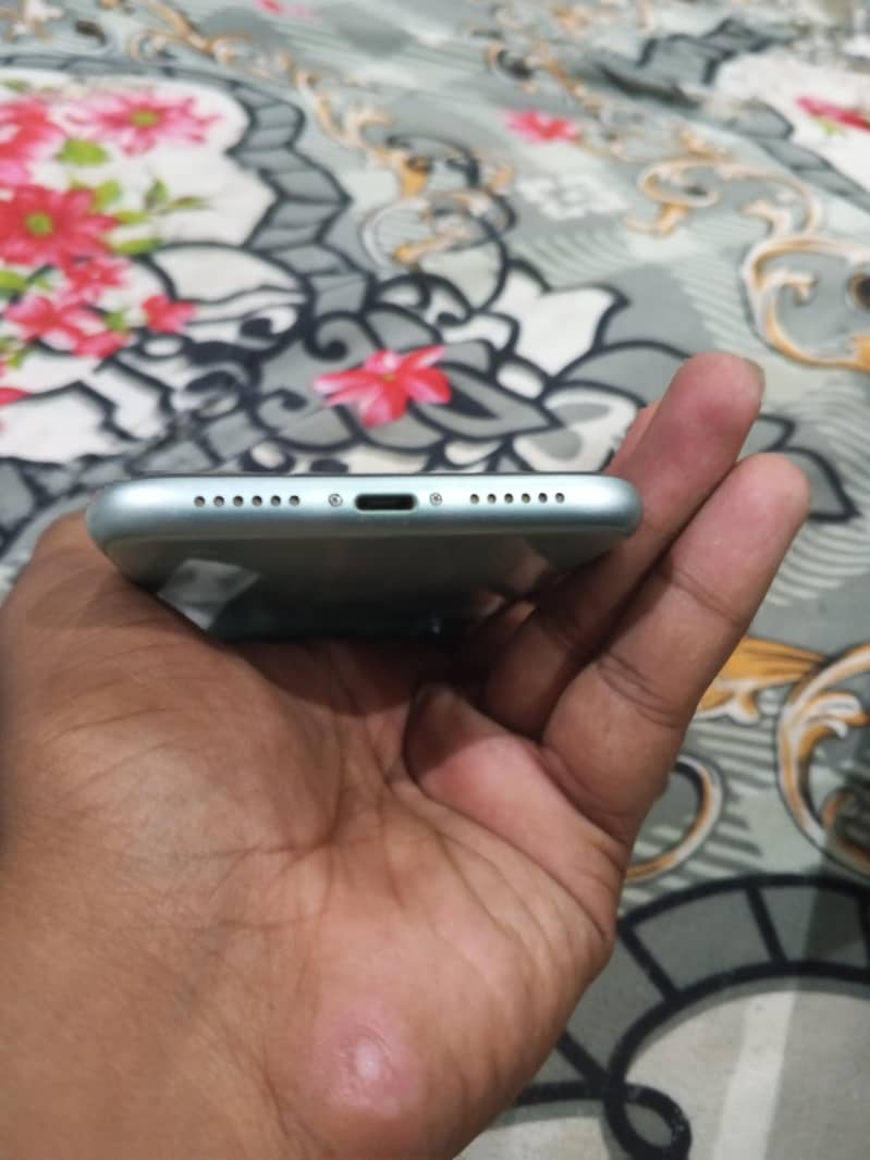 iphone 11 3