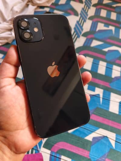 Apple iPhone 12