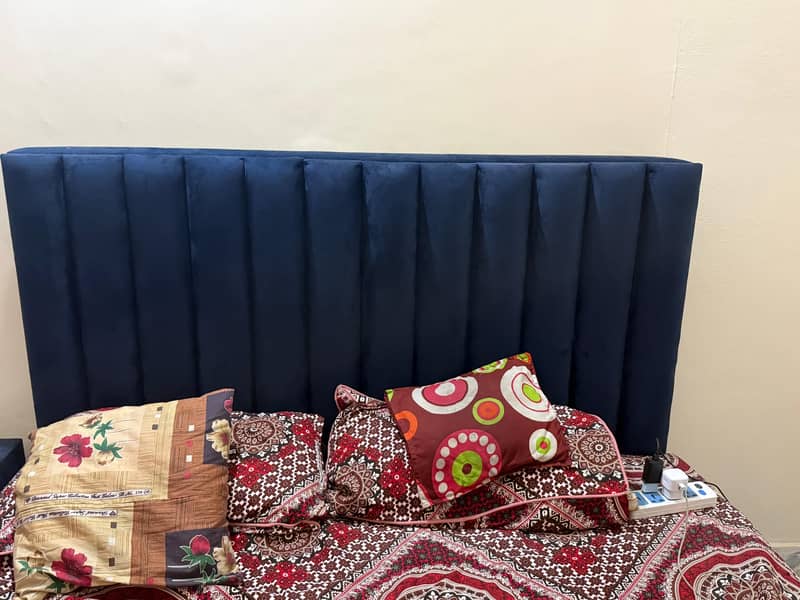 Queen Size Bed 3