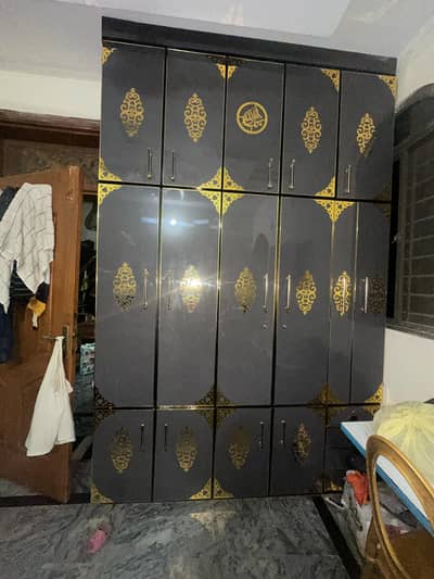 1 foldable Big size Almaari and in PVC wood for home use urgent sale