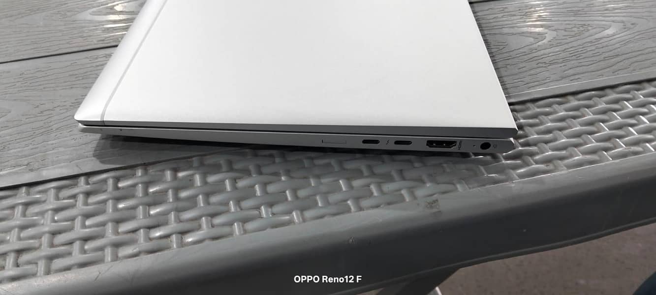 Laptop 4