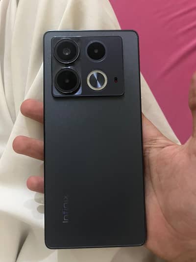 Infinix Note 40