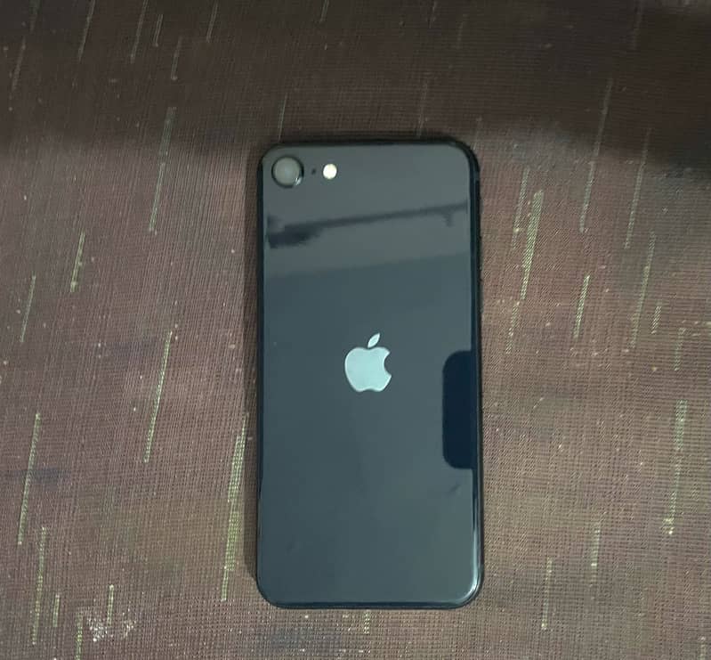 Iphone se3 0