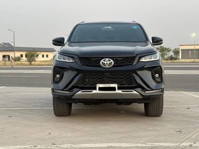 Toyota fourtuner legender total geniun URGENT SALE !