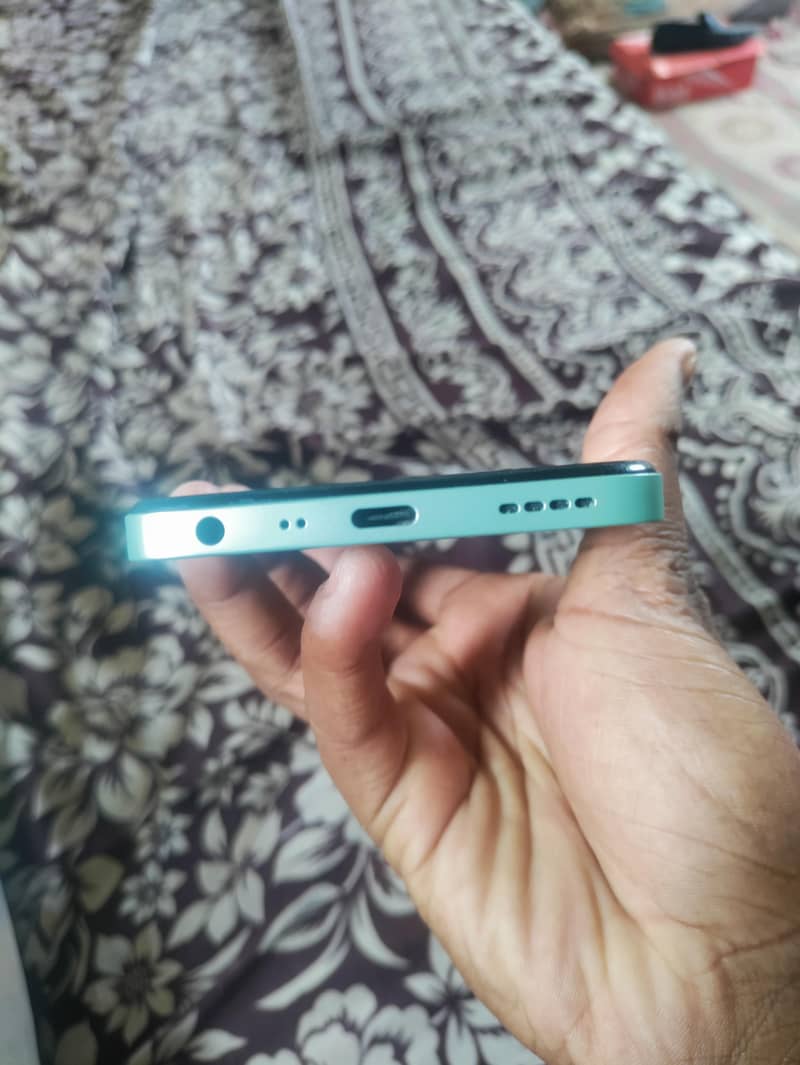 realme C35 2