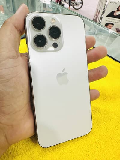 Apple iPhone 13 Pro