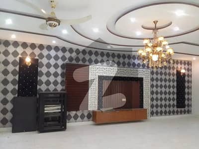 1 kanal VIP brand new type For Rent for rent in Airline Society commercial use office