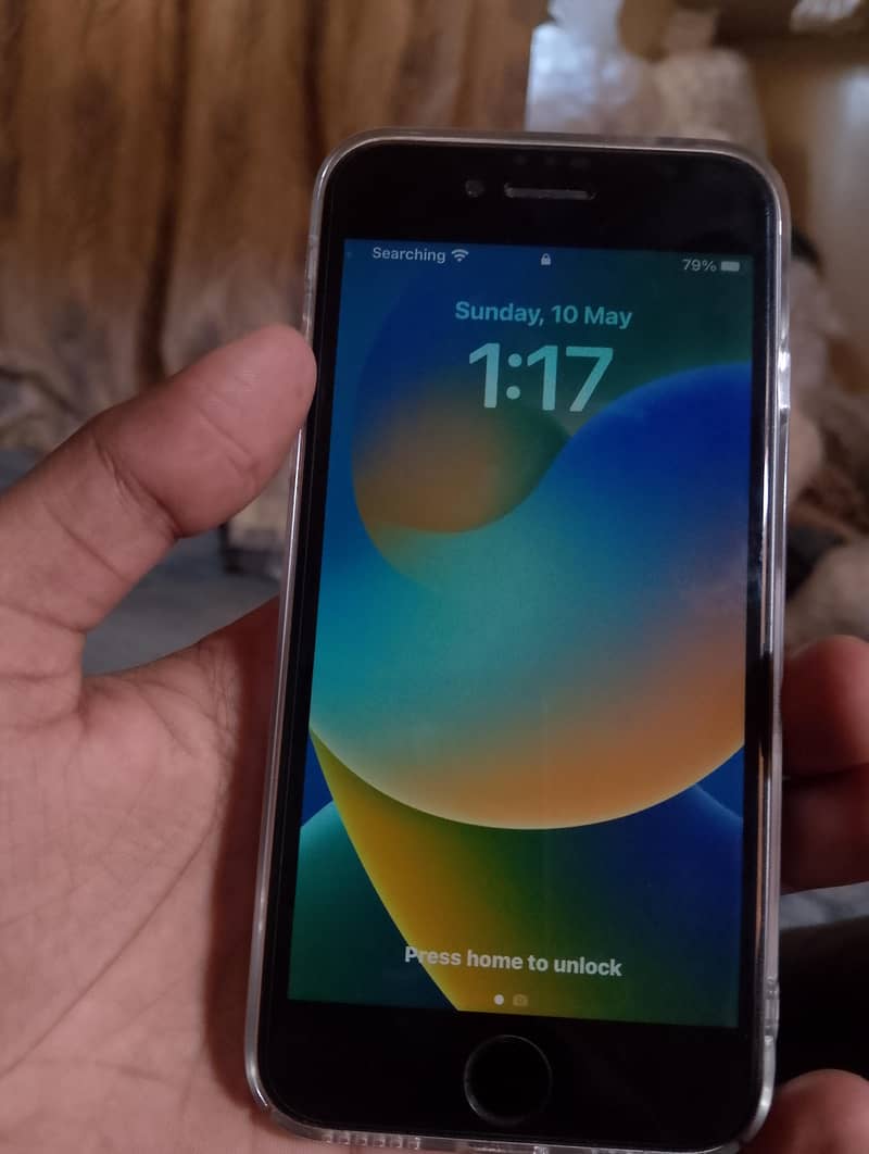 Apple iPhone SE 0